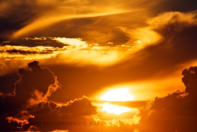 Zonsondergang boven Zwolle